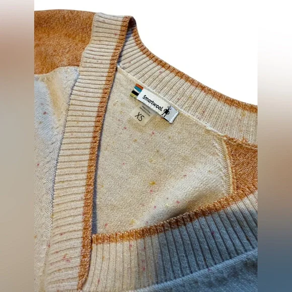 Smartwool Women's Cream and Tan V-Neck Sweater - Picture 3 of 5